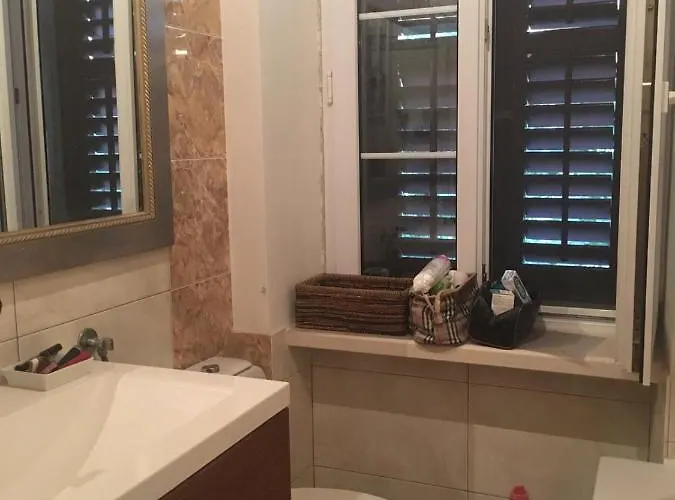 Lana Beachfront Apartamento Sumpetar