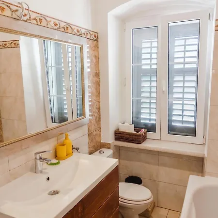 Apartman Lana Beachfront